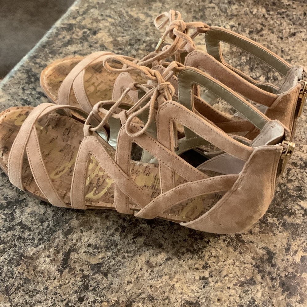 SAM EDELMAN. Women's Size 10. Beige color.
